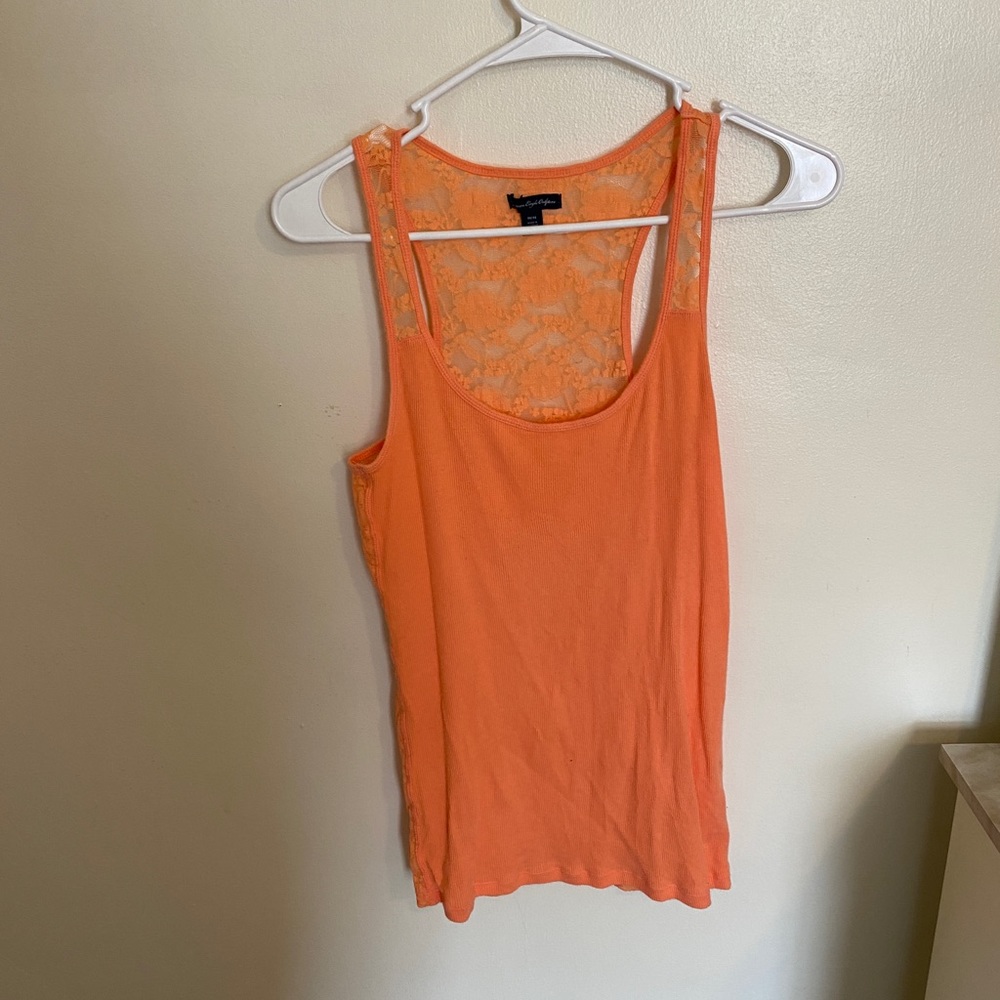 Basic tank top with lace back